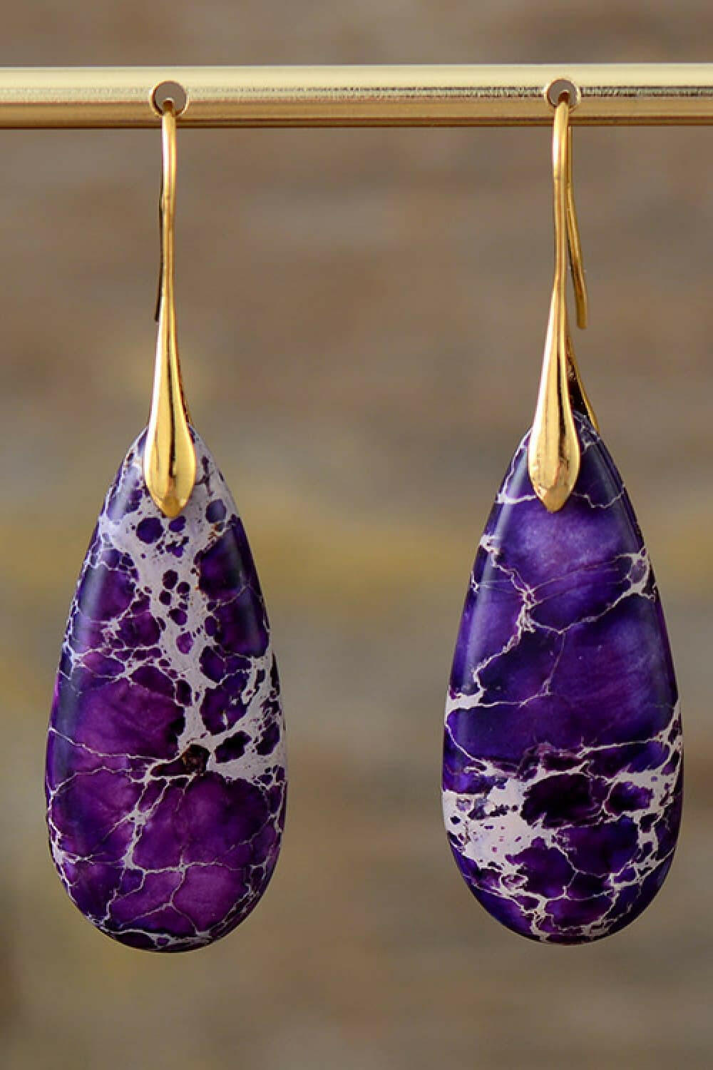 Teardrop Natural Stone Dangle Earrings.