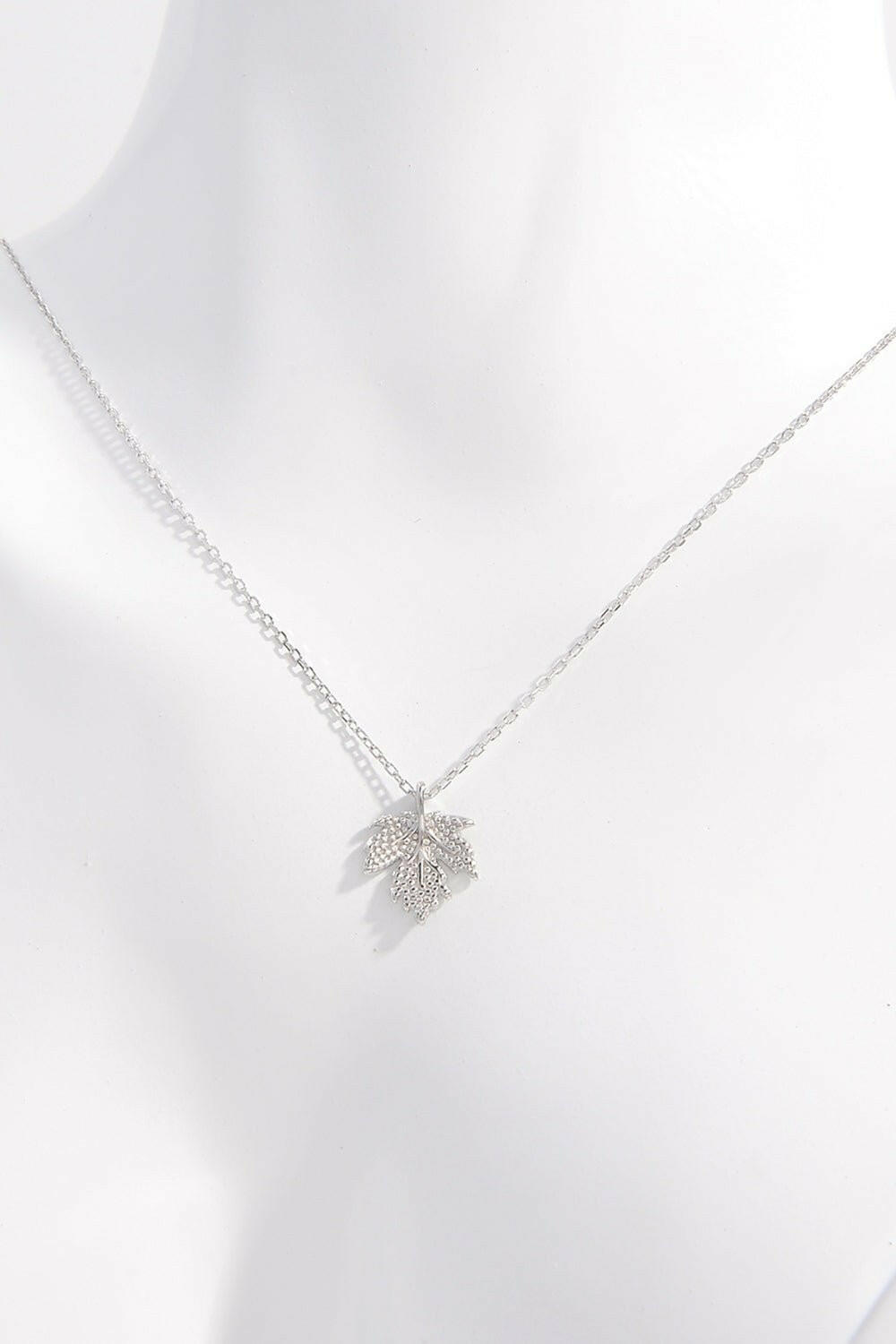 925 Maple Leaf Necklace - The Rogue Daisy