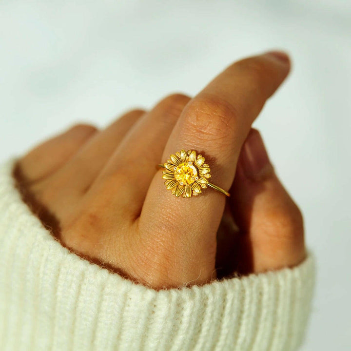 925 Sunflower Ring - The Rogue Daisy