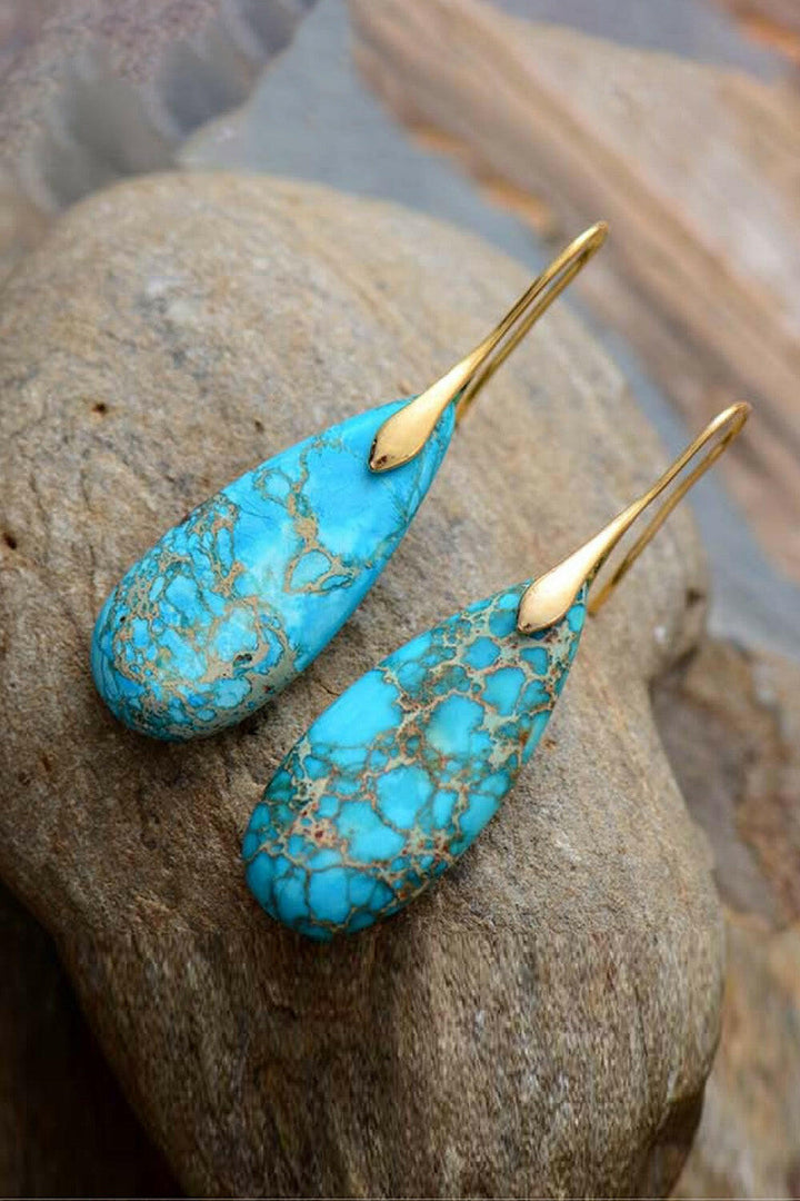 Teardrop Natural Stone Dangle Earrings.