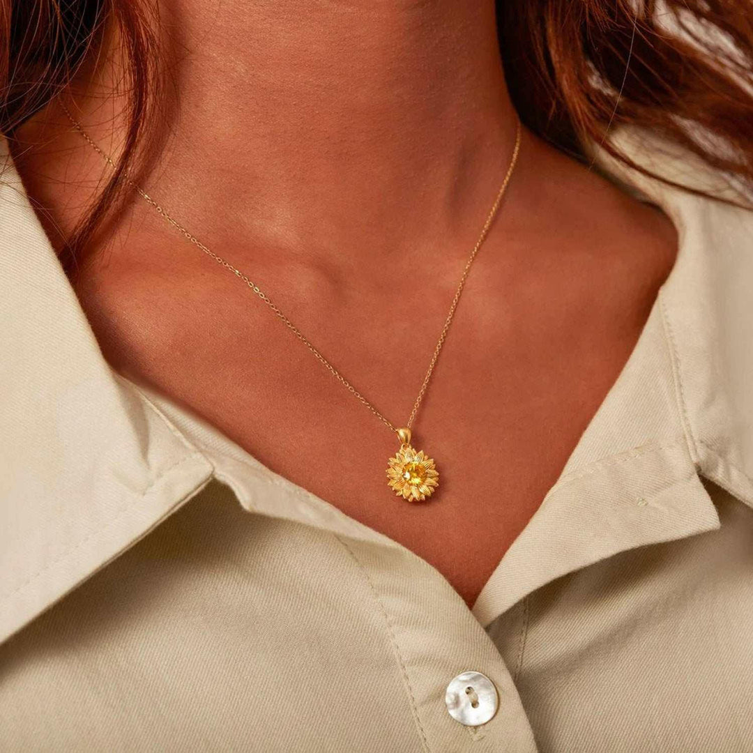 Sunflower Necklace - 18K Gold-Plated Pendant Jewelry - The Rogue Daisy