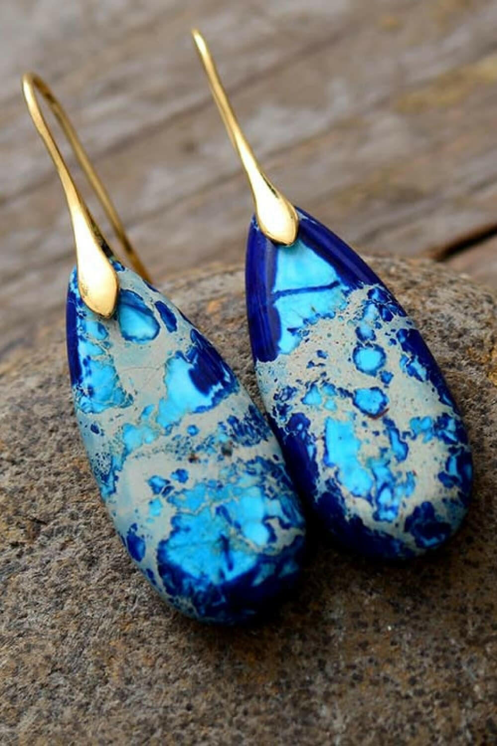 Teardrop Natural Stone Dangle Earrings.