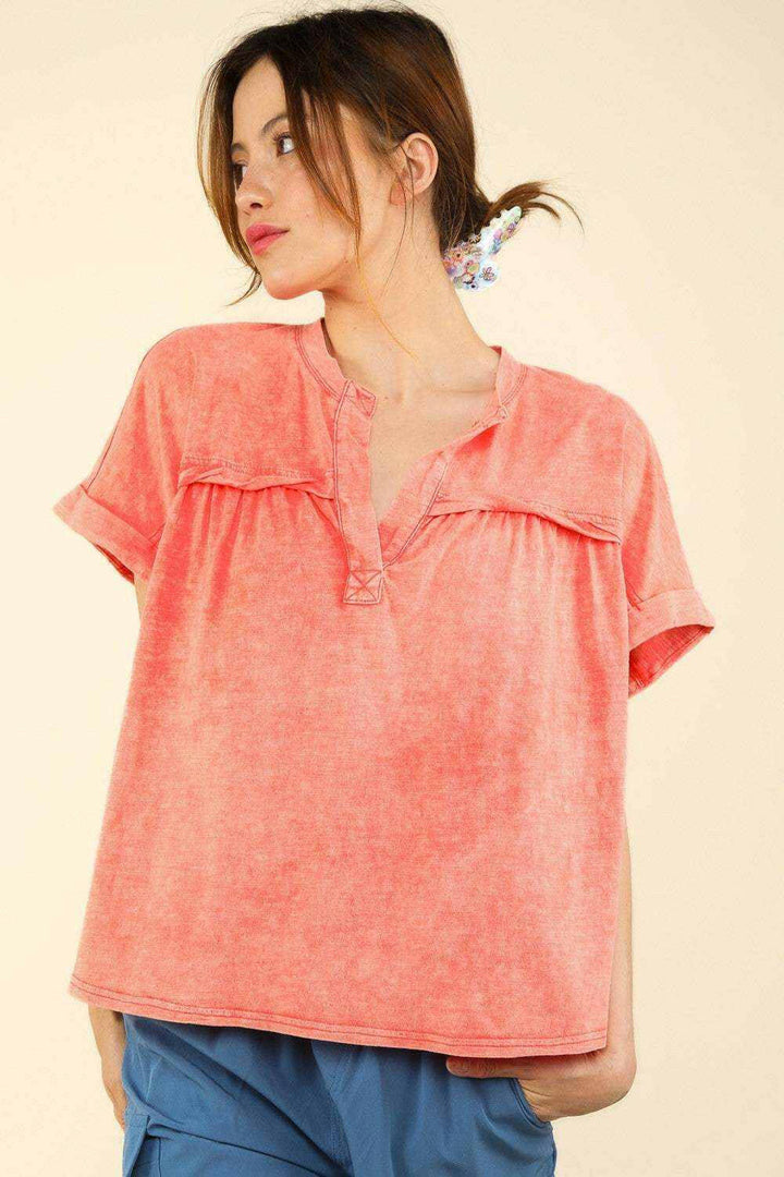 Nochted Short Sleeve Washed V-Neck T-Shirt