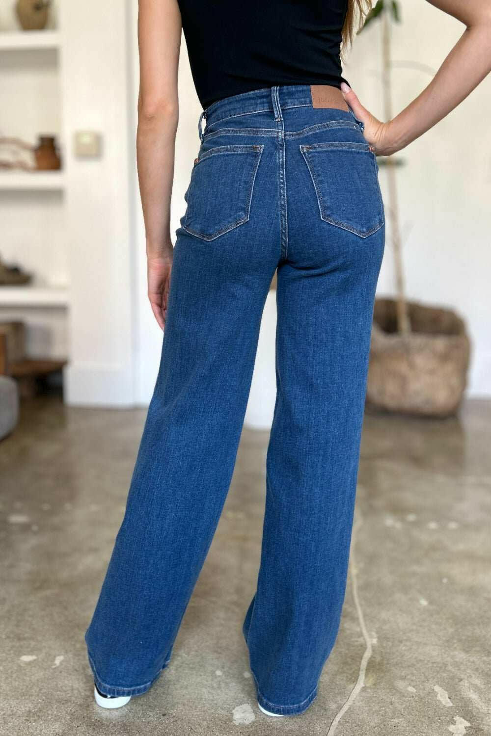 Judy Blue High Rise Straight Jeans - Full Size - The Rogue Daisy