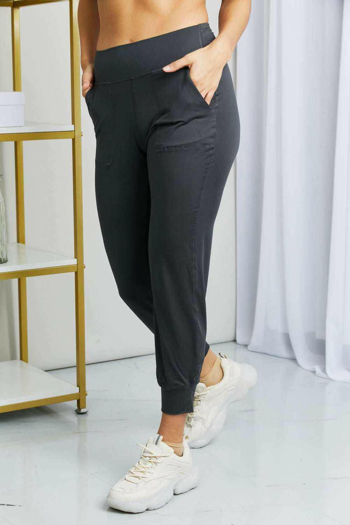 Leggings Depot Wide Waistband Cropped Joggers - Full Size - The Rogue Daisy