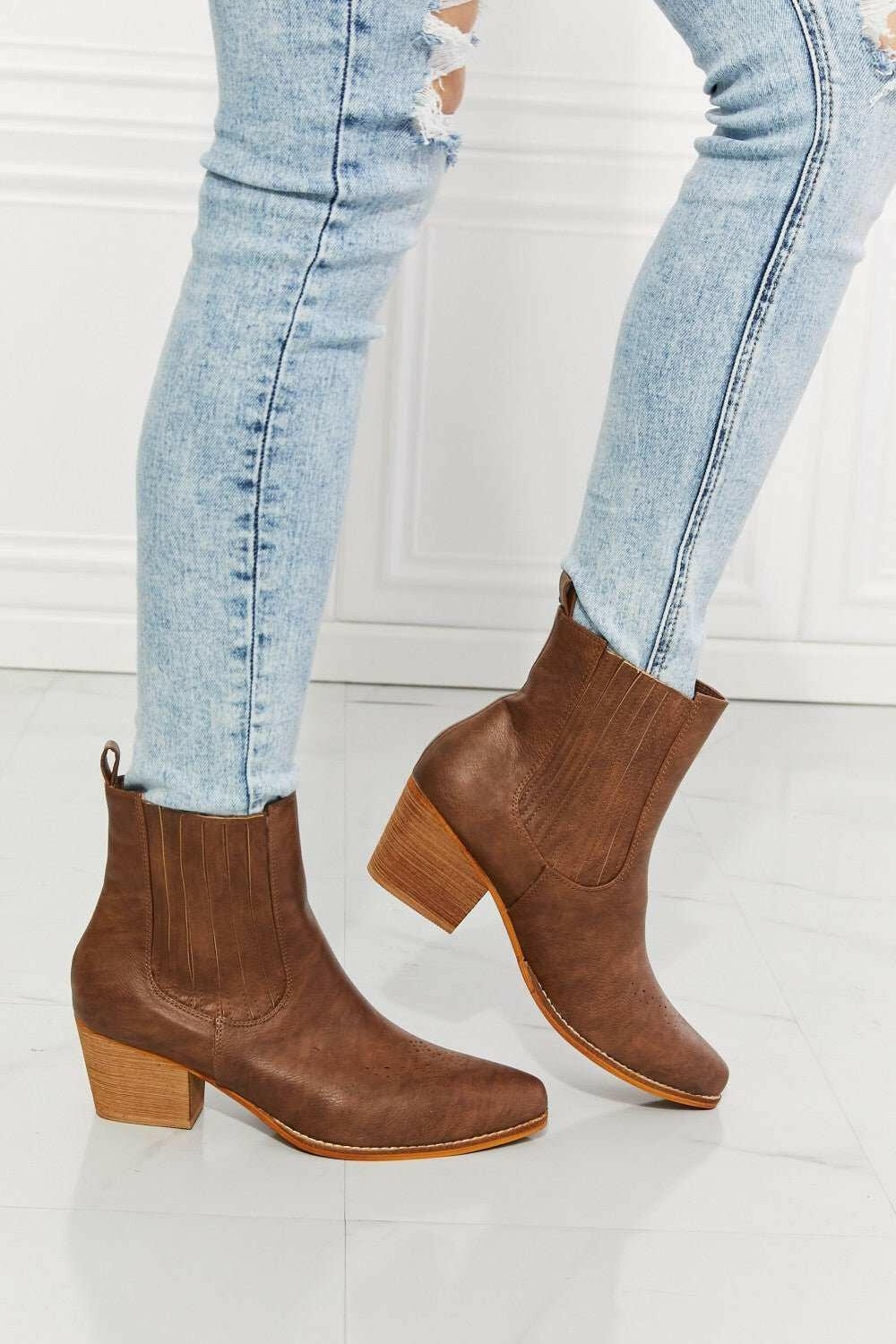 'Love the Journey' Stacked Heel Chelsea Boot - The Rogue Daisy