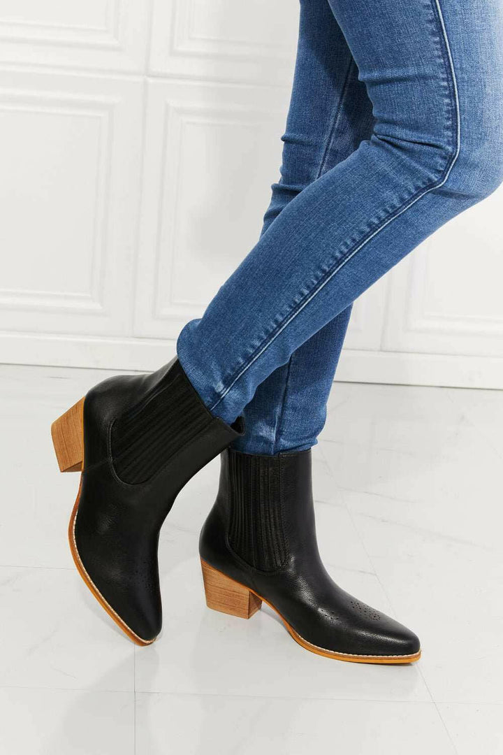 'Love the Journey' Stacked Heel Chelsea Boot - The Rogue Daisy