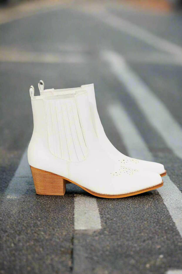 'Love the Journey' Stacked Heel Chelsea Boot - The Rogue Daisy