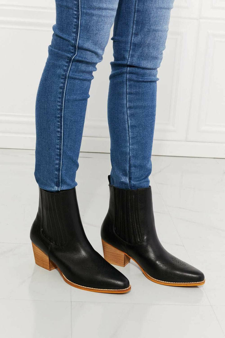 'Love the Journey' Stacked Heel Chelsea Boot - The Rogue Daisy