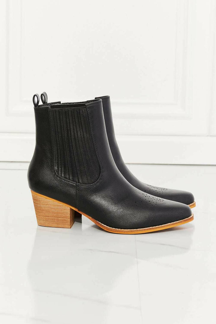 'Love the Journey' Stacked Heel Chelsea Boot - The Rogue Daisy