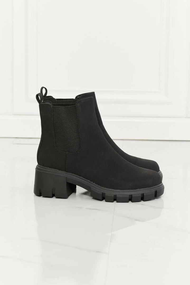 'Work For It' Matte Lug Sole Chelsea Boots - The Rogue Daisy