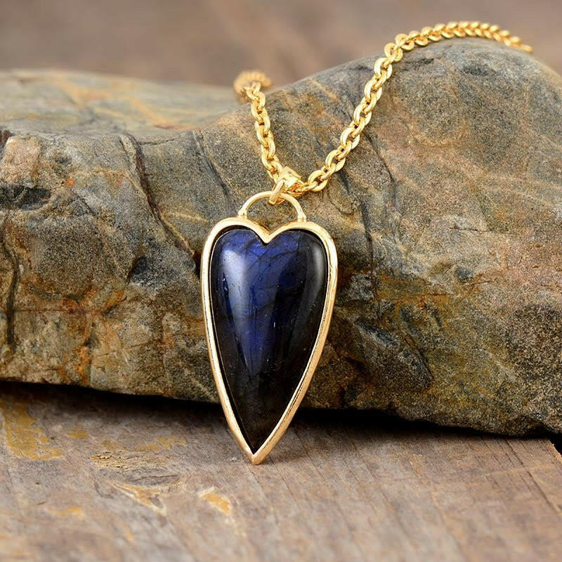 Natural Stone Labradorite Heart Shape Necklace - The Rogue Daisy