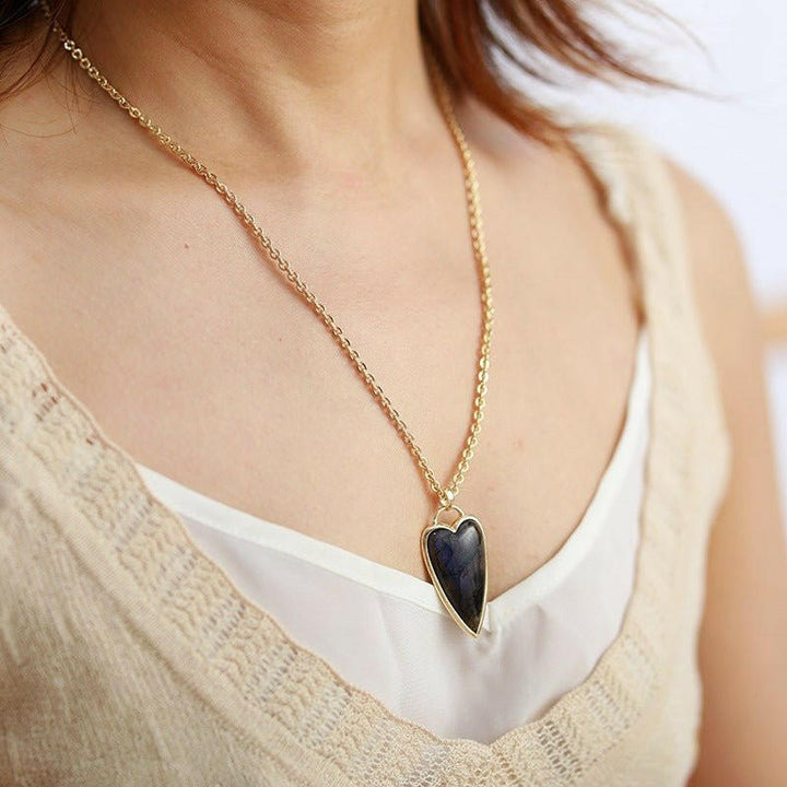 Natural Stone Labradorite Heart Shape Necklace - The Rogue Daisy